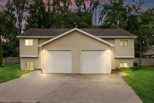 607-605 Gatewood Drive, Twin Lakes, WI, 53181 | Card Image