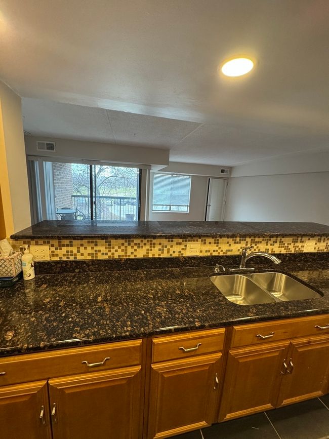 APT-206 - 400 Park Ave, Condo with 1 bedrooms, 1 bathrooms and null parking in Calumet City IL | Image 12