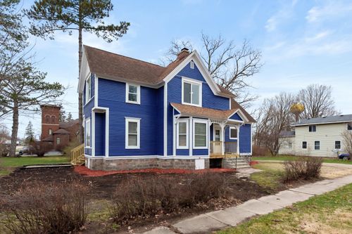 125 E Delaware St, Decatur, MI, 49045-1131 | Card Image