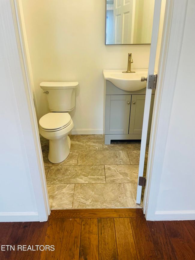 full bath | Image 8