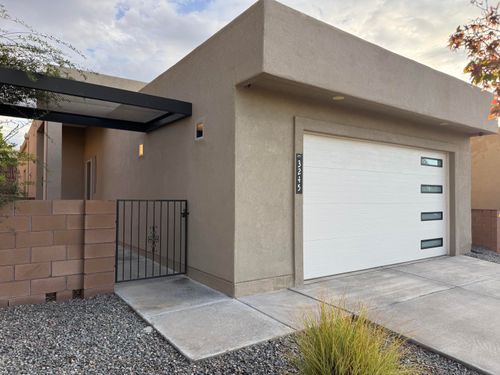 3245 Oakmount Dr, Rio Rancho, NM, 87124-2165 | Card Image