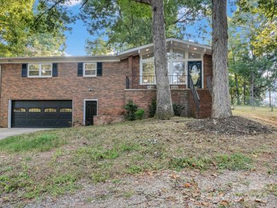 602 Shiloh Church Road, House other with 3 bedrooms, 2 bathrooms and null parking in Hickory NC | Image 3