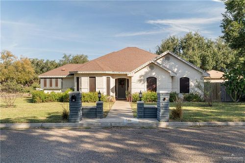 215 W 17th St, San Juan, TX, 78589-2585 | Card Image