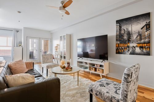 apt-421-1803 Broadway, Nashville, TN, 37203-2764 | Card Image