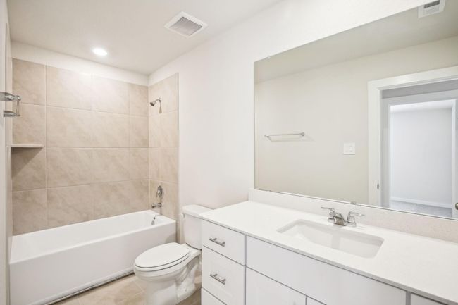 Photo is not of the actual home but is an inspirational photo of builder’s model home and may depict options, furnishings, and/or decorator features that are not included. | Image 41