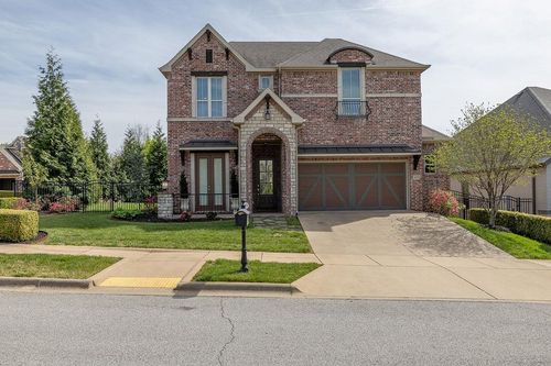 1235 E Adelaide Ln, Fayetteville, AR, 72703-3099 | Card Image