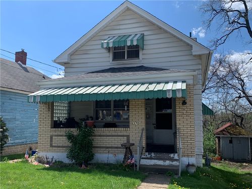 370 Vine St, Munhall, PA, 15120-2217 | Card Image