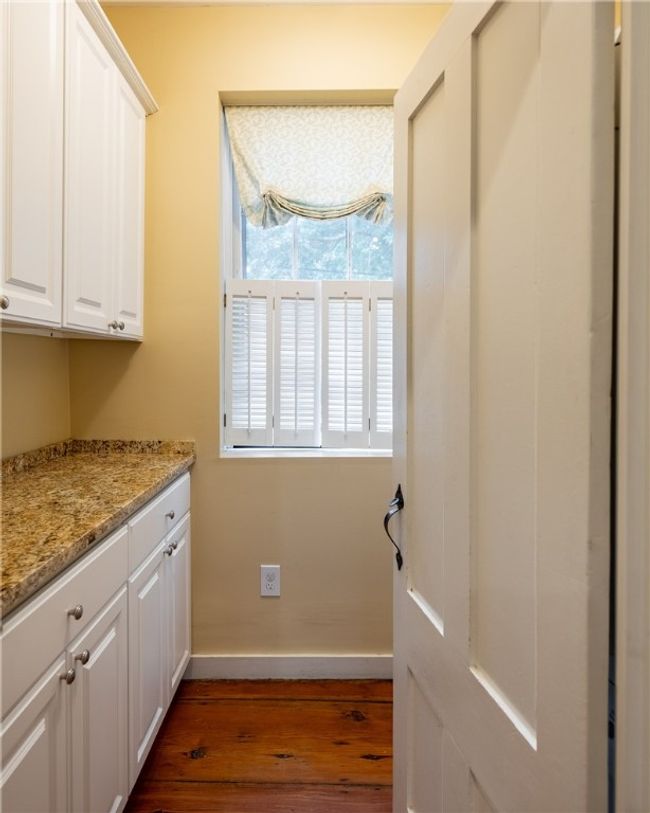 85 John St, House other with 5 bedrooms, 2 bathrooms and 2 parking in Providence RI | Image 12