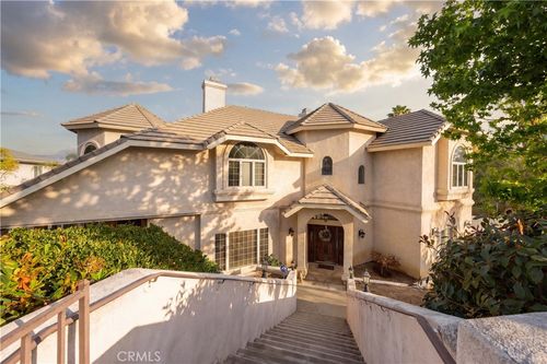 613 E Sunset Dr N, Redlands, CA, 92373-6404 | Card Image