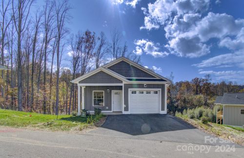 131 Northbend Drive, Asheville, NC, 28804 | Card Image