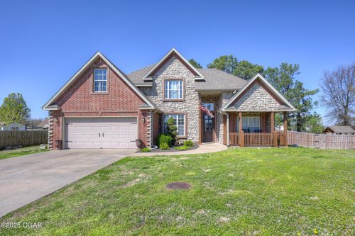 917 Monroe Cir, Carl Junction, MO, 64834-7226 | Card Image