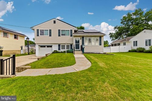 63 Pleasant Valley Dr, WEST DEPTFORD, NJ, 08096-6320 | Card Image