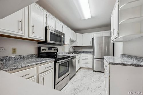 apt-403-3184 S Heather Gardens Way, Aurora, CO, 80014-3674 | Card Image