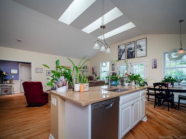 3 - 3 Timberland Way, House other with 3 bedrooms, 4 bathrooms and 2 parking in Beacon Falls CT | Image 8