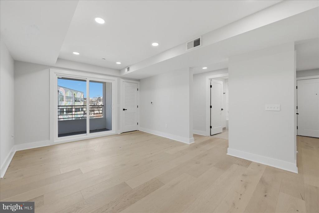 Residential in WASHINGTON 2