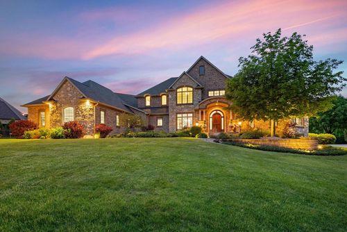2828 E Apple Hill Boulevard, APPLETON, WI, 54913 | Card Image