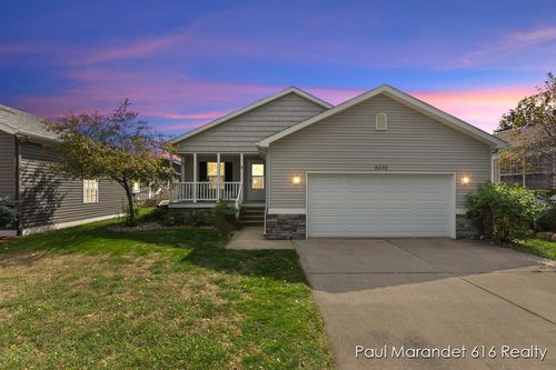 5232 E Sunfield Ln, Holland, MI, 49423-9267 | Card Image