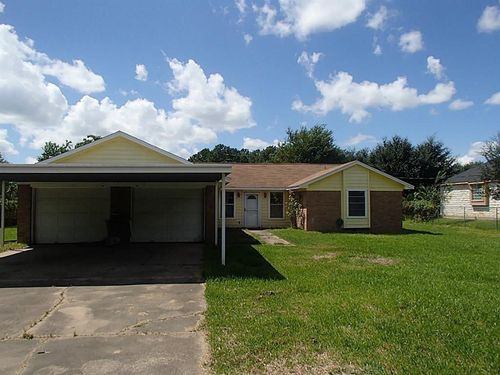 2226 Hawk Meadows Dr, Pearland, TX, 77581 | Card Image