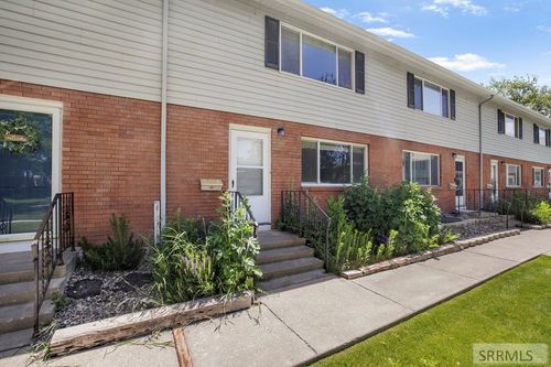 325 S Skyline Dr, Idaho Falls, ID, 83402-3213 | Card Image