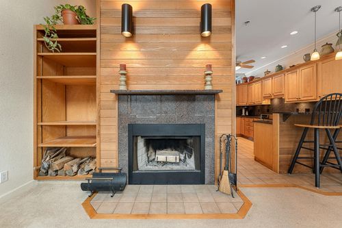 9-19 Timberline Dr, Warren, VT, 05674-9778 | Card Image