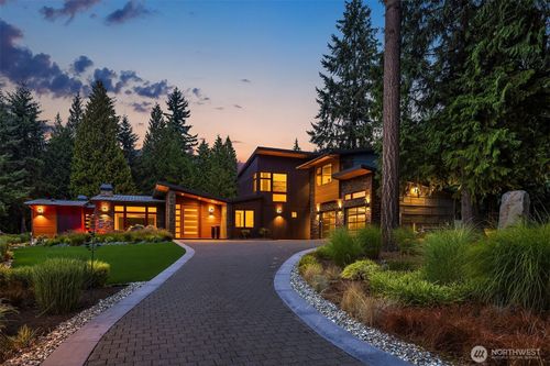 14832 Ne 195th St, Woodinville, WA, 98072-8496 | Card Image
