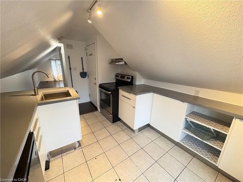 3-41 Fairview Ave, Hamilton, ON, L8L7B5 | Card Image