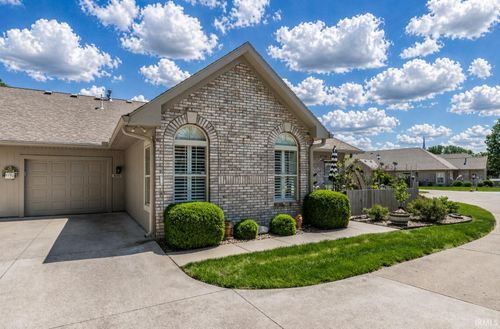 8000 River Park Way, Evansville, IN, 47715-8700 | Card Image