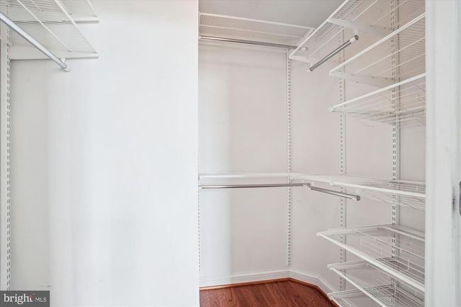 UNIT-805 - 11990 Market St, Condo with 3 bedrooms, 2 bathrooms and null parking in RESTON VA | Image 24