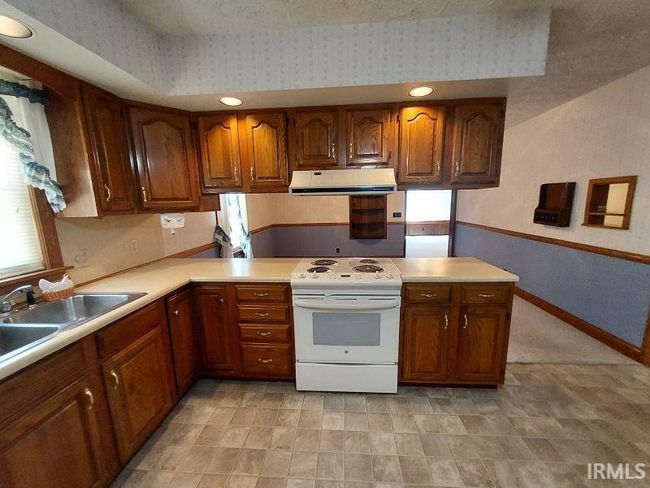 208 E Mary St, House other with 4 bedrooms, 1 bathrooms and null parking in Holland IN | Image 20