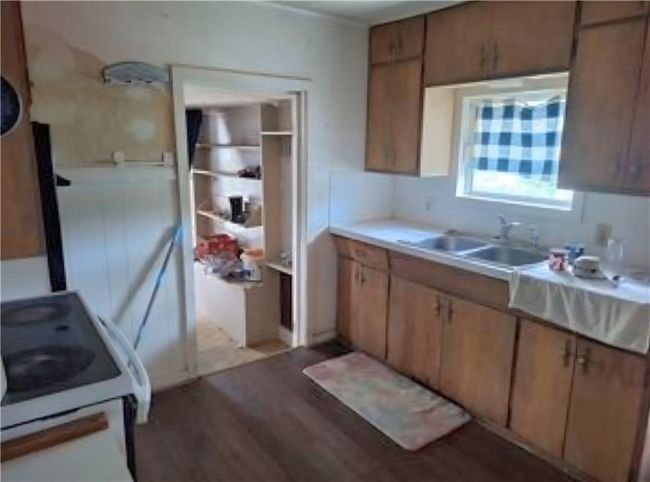 230 E Prairie Ave, House other with 3 bedrooms, 2 bathrooms and null parking in Girard KS | Image 8