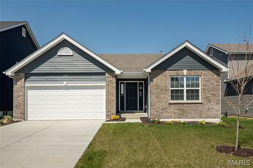 929 Little Fieldstone Ct, Wentzville, MO, 63385-6035 | Card Image