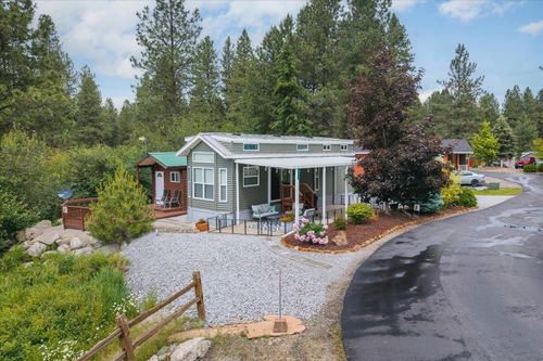 111 Pathfinder Ln, Usk, WA, 99180-4001 | Card Image