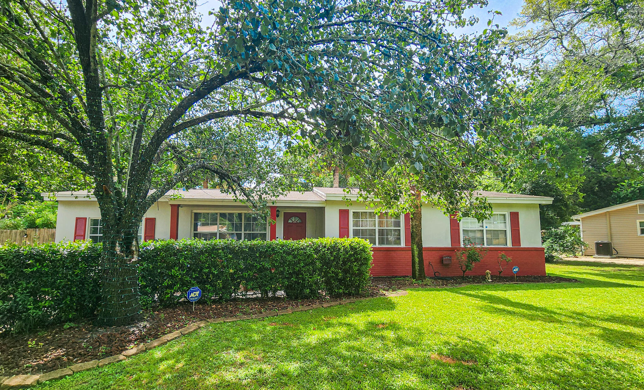 Bryn Mawr Blvd, Mary Esther, FL 32569