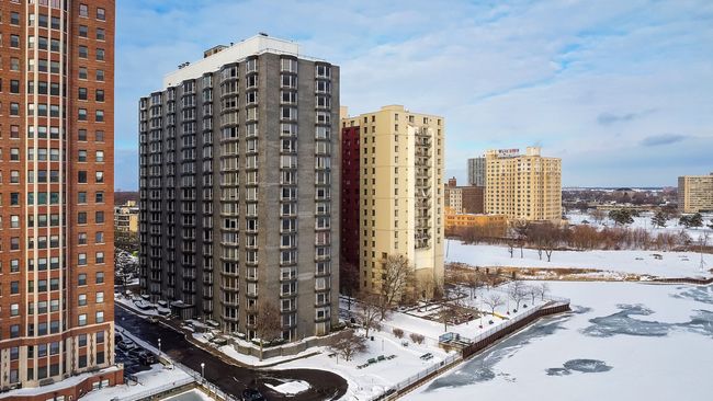 APT-1811 - 8200 E Jefferson Ave, Condo with 1 bedrooms, 1 bathrooms and null parking in Detroit MI | Image 38