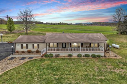 10131 Sontag Rd, Martinsville, VA, 24112-8099 | Card Image