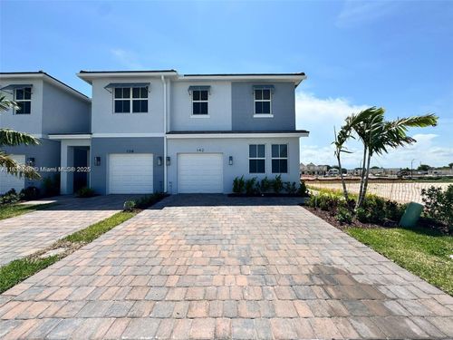 0-142 Ne 14th Ter, Homestead, FL, 33033-6274 | Card Image