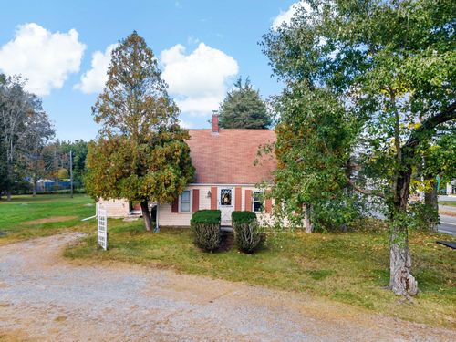 45 County Rd, East Freetown, MA, 02717-1634 | Card Image
