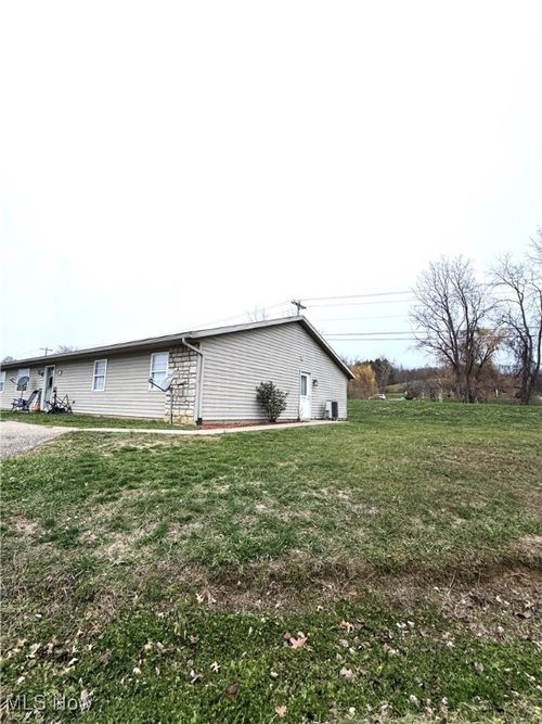 a-6200 Austin Lane Drive, Nashport, OH, 43830 | Card Image