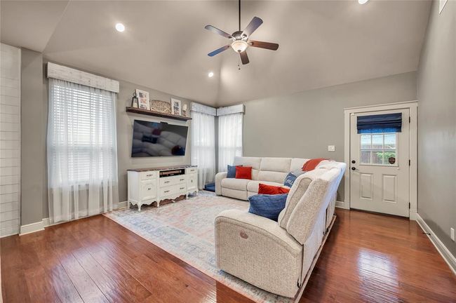 10252 Sunset Ln, House other with 4 bedrooms, 3 bathrooms and 2 parking in Conroe TX | Image 15