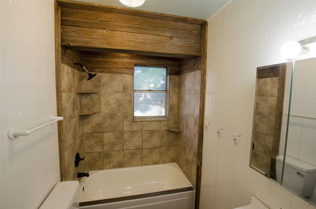 102 King Ave, House other with 3 bedrooms, 2 bathrooms and null parking in Howe TX | Image 13