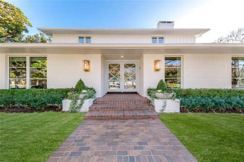 5212 Castlewood Rd, Dallas, TX, 75229-4311 | Card Image