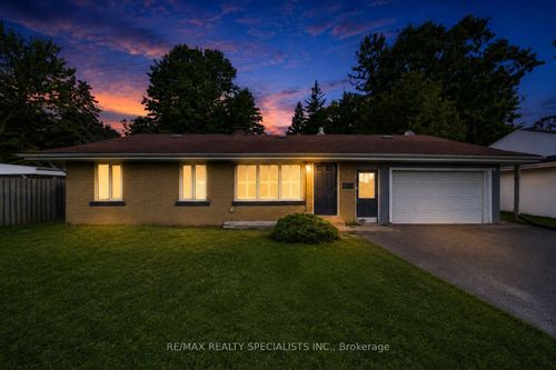 337 Broadway, Orangeville, ON, L9W1L5 | Card Image