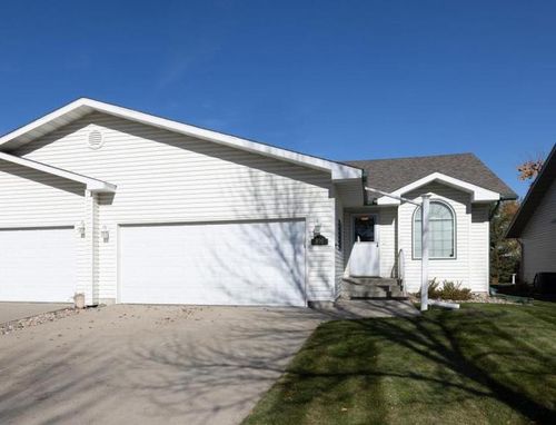 816 Lakeridge Pl, West Fargo, ND, 58078-4042 | Card Image