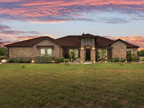 128 Strada Luca, Florence, TX, 76527 | Card Image