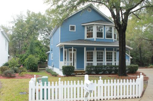 1737 Bolton Village Ln, Niceville, FL, 32578-8739 | Card Image