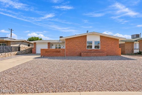 10464 Ponderosa St, El Paso, TX, 79924-2016 | Card Image