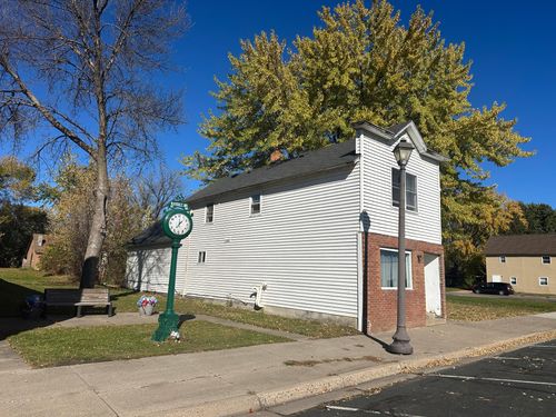 404 Elm Avenue, Waverly, MN, 55390 | Card Image