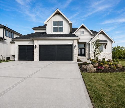 15340 W 161st Ter, Olathe, KS, 66062 | Card Image