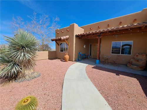 7125 Sunny Vista Rd, Joshua Tree, CA, 92252-2763 | Card Image