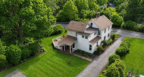 278 Cherry Ln, Suffern, NY, 10901-6716 | Card Image